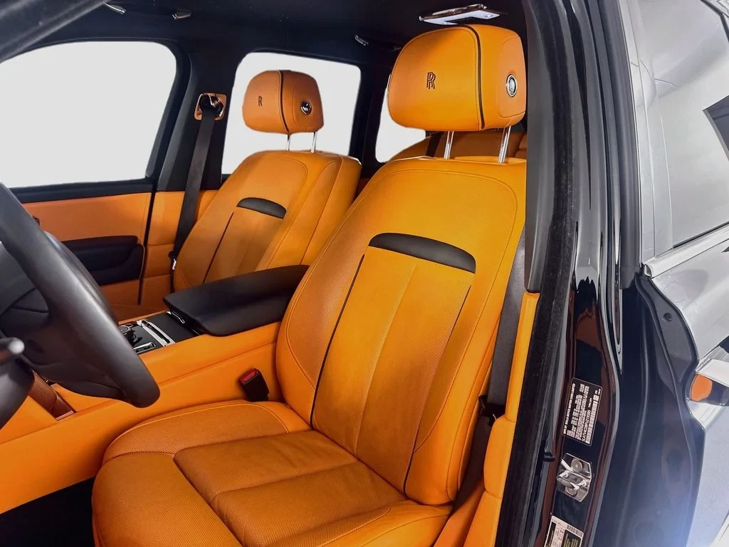 2023 Rolls-Royce Cullinan interior, seats, Mandarin