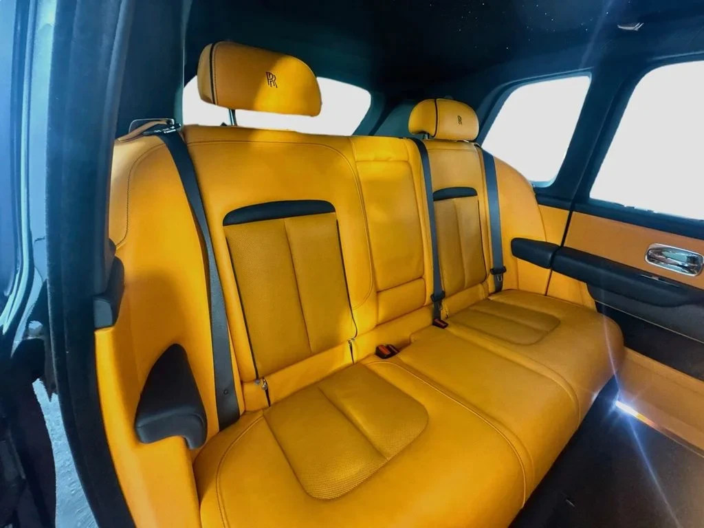 2023 Rolls-Royce Cullinan interior, seats, Mandarin
