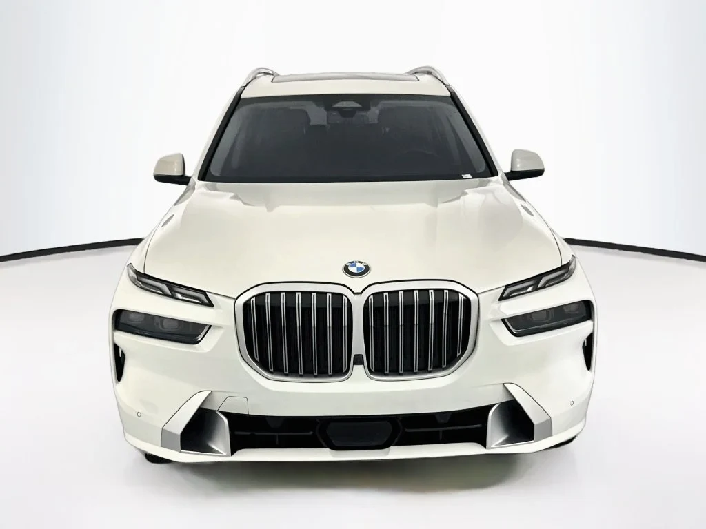 2024 BMW X7 xDrive40i for sale, exterior, White