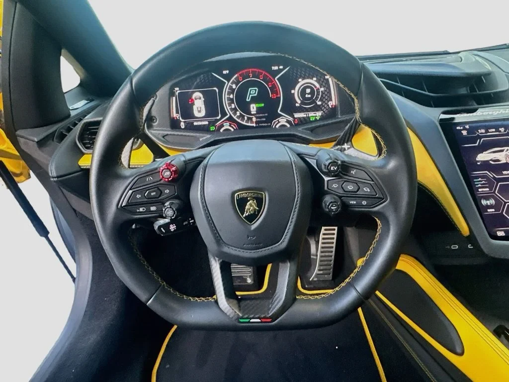 2024 Lamborghini Revuelto interior, Nero Ade