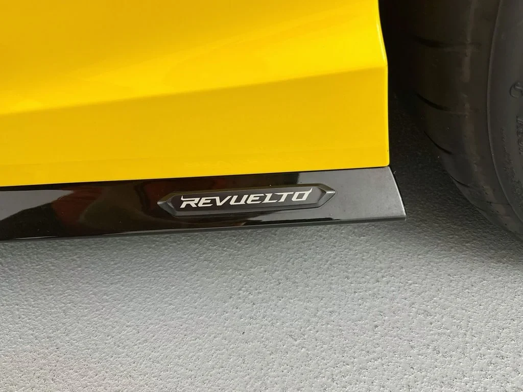 2024 Lamborghini Revuelto interior, door sill, Nero Ade