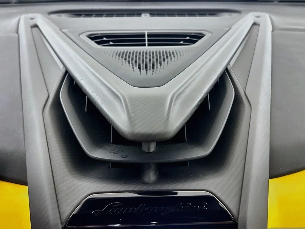 2024 Lamborghini Revuelto, detail