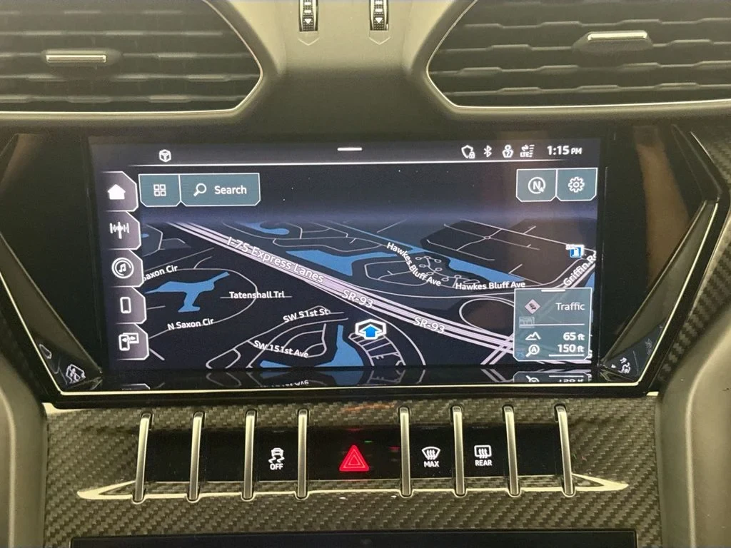 2024 Lamborghini Urus Performante interior, dashboard