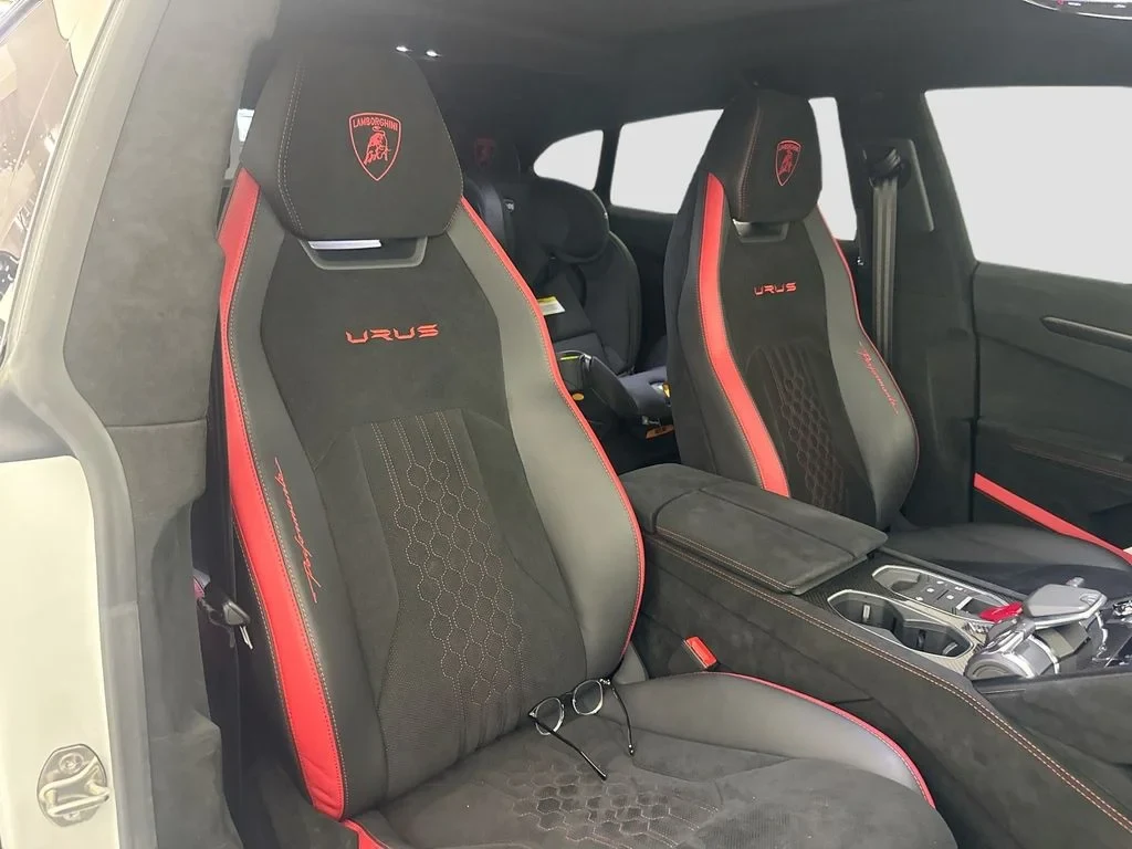 2024 Lamborghini Urus Performante interior, seats
