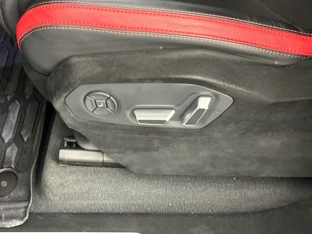 2024 Lamborghini Urus Performante interior, door panel, Nero Ade Alcantara