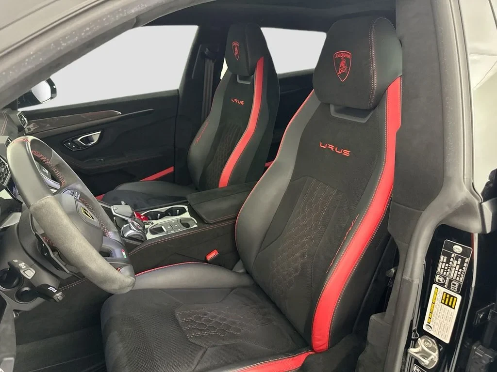 2024 Lamborghini Urus Performante interior, seats, Nero Ade Alcantara