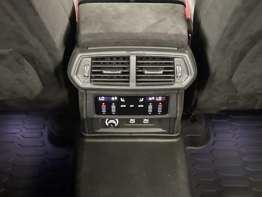 2024 Lamborghini Urus Performante interior, Nero Ade Alcantara