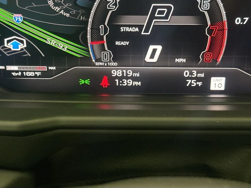 2024 Lamborghini Urus S interior, Black (as seen in the photographs)