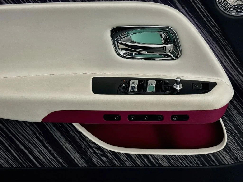 2024 Rolls-Royce Spectre for sale, photo 17 of 30
