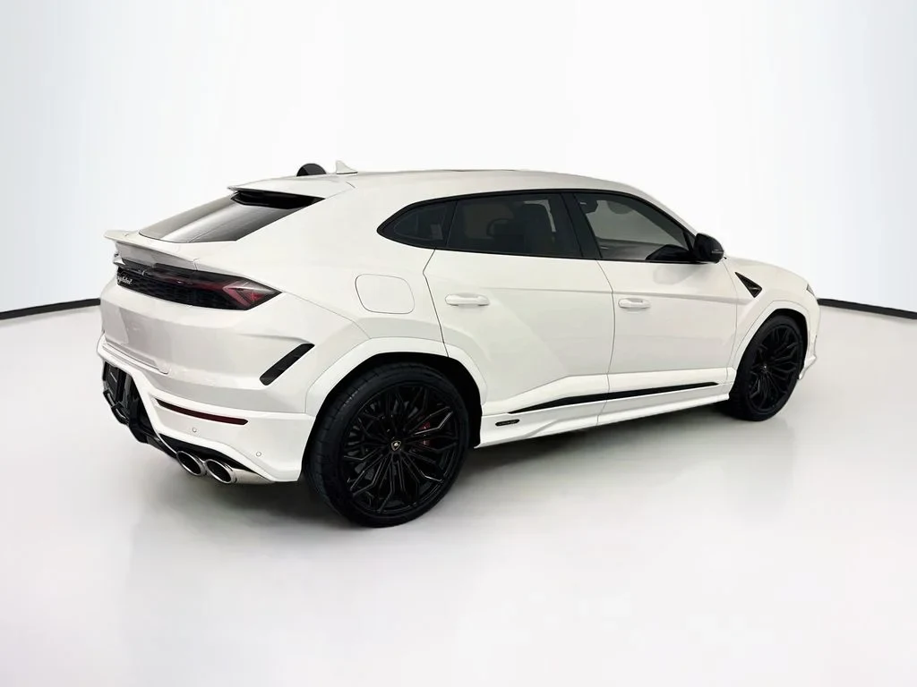 2025 Lamborghini Urus SE for sale, exterior, White