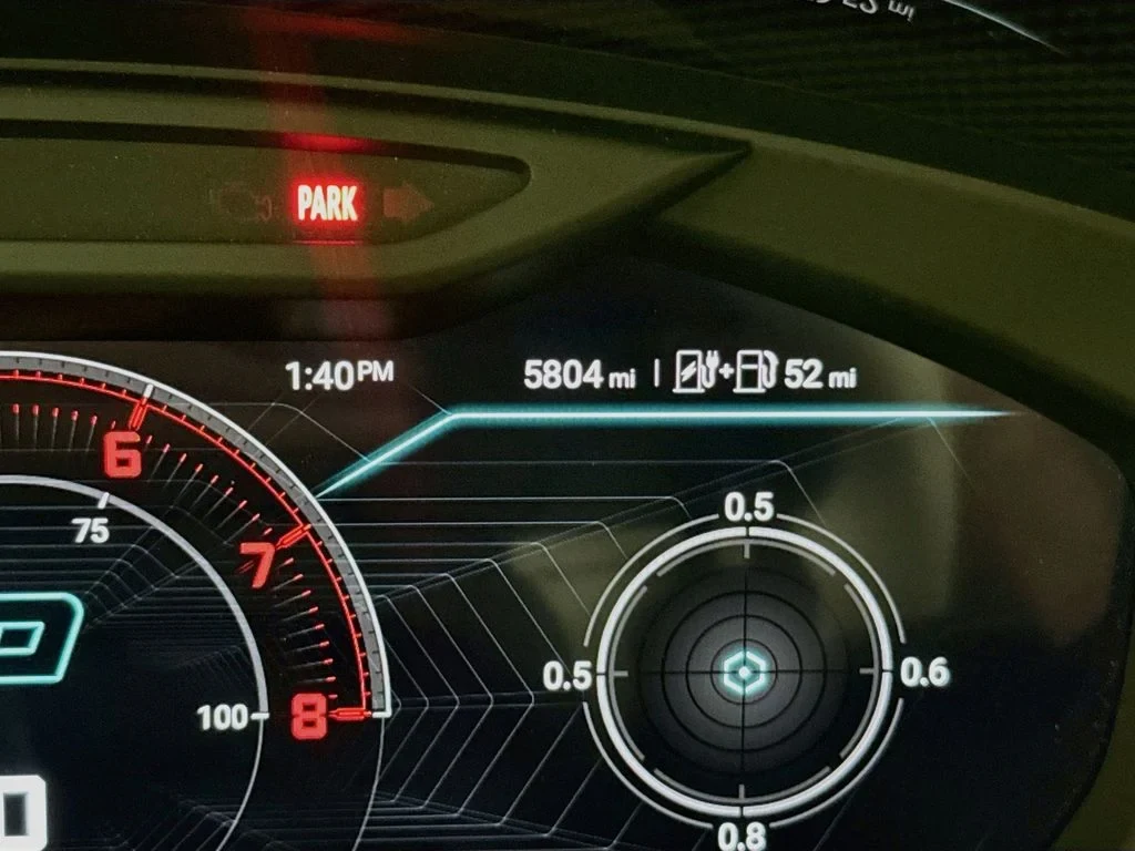 2025 Lamborghini Urus SE interior