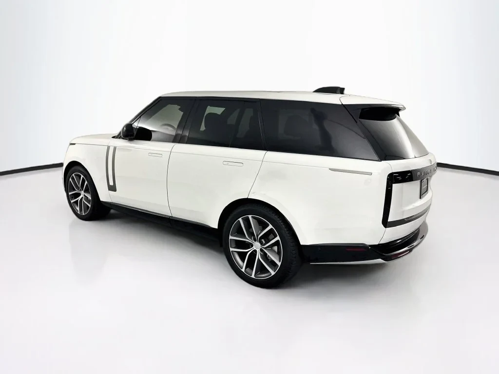 2025 Land Rover Range Rover P400 SE for sale, exterior, White