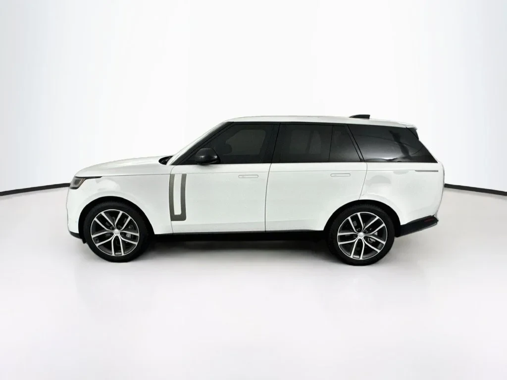 2025 Land Rover Range Rover P400 SE for sale, exterior, White