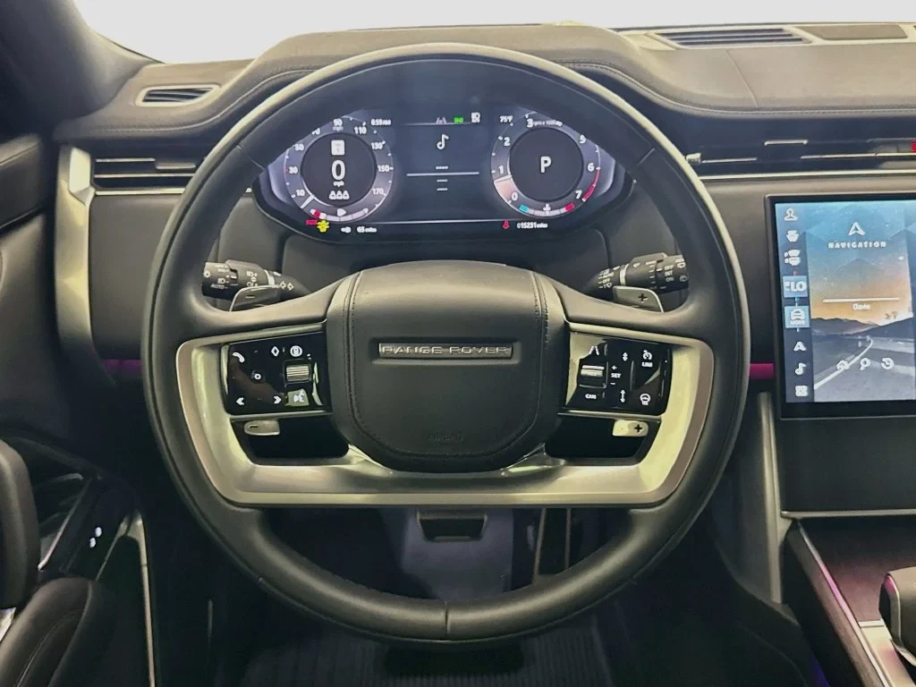 2025 Land Rover Range Rover P400 SE interior, dashboard, Ebony