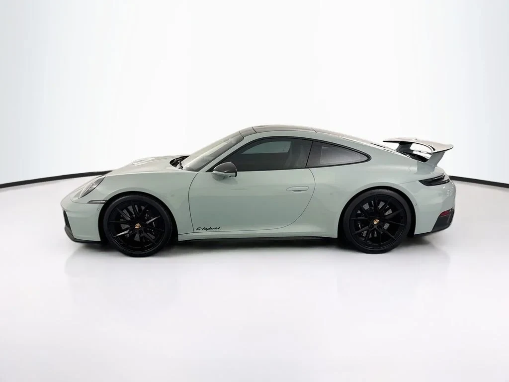 2025 Porsche 911 Carrera 4 GTS, side profile, Grey