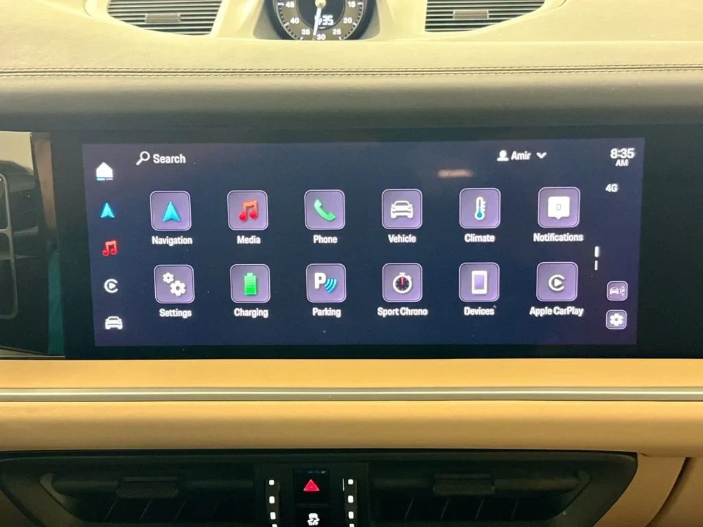 2025 Porsche Cayenne Turbo E-Hybrid Coupe interior