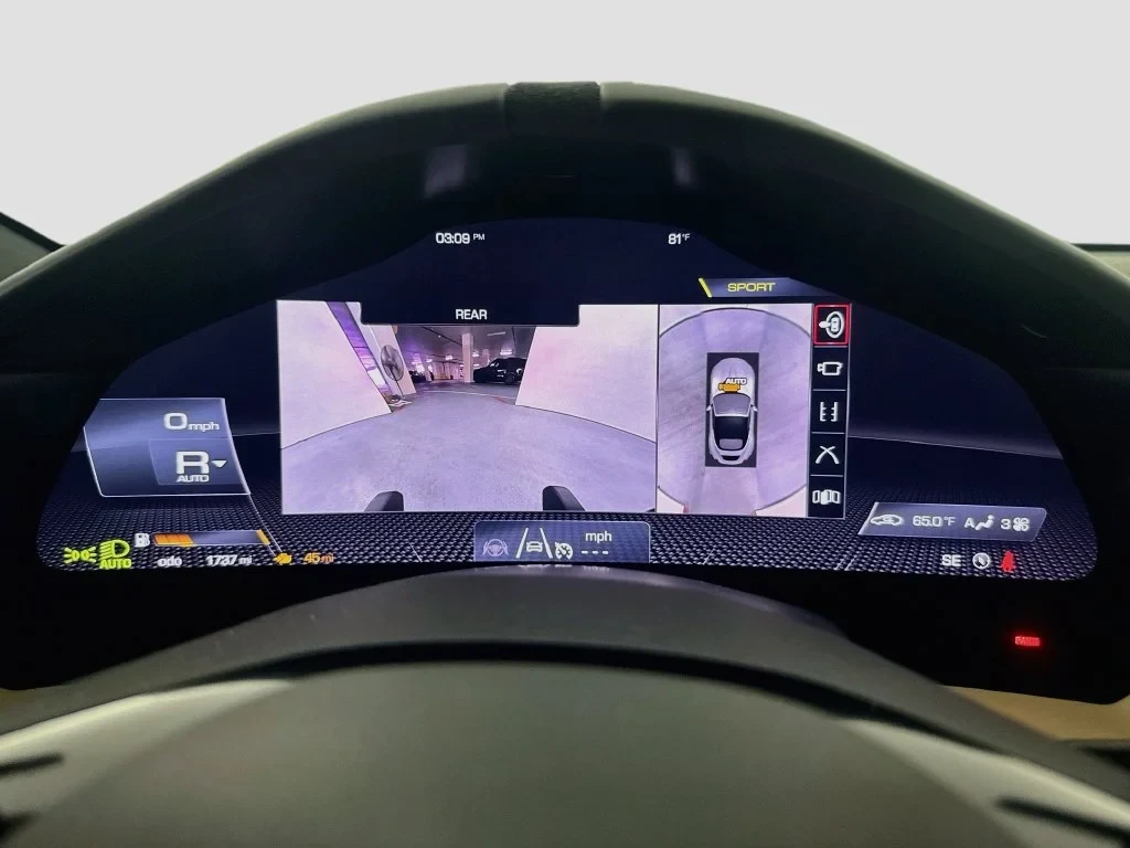 2026 Ferrari Roma Spider interior, dashboard, Beige Tradizione