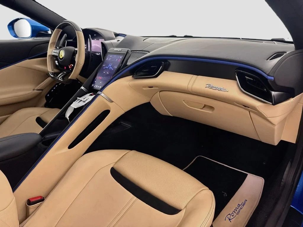 2026 Ferrari Roma Spider interior, Beige Tradizione