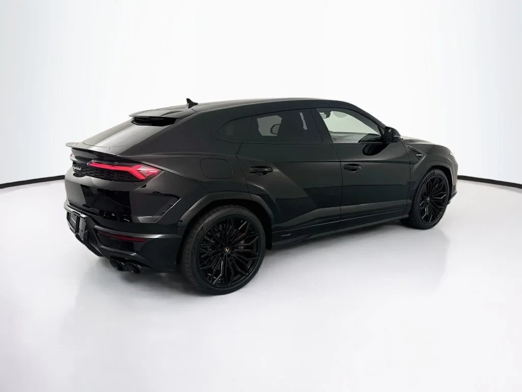 2026 Lamborghini Urus SE for sale, exterior, Black