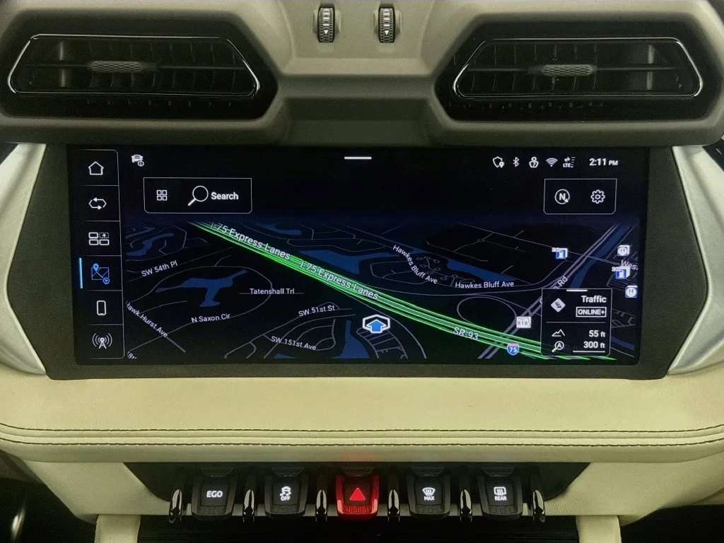 2026 Lamborghini Urus SE interior, Marrone Elpis