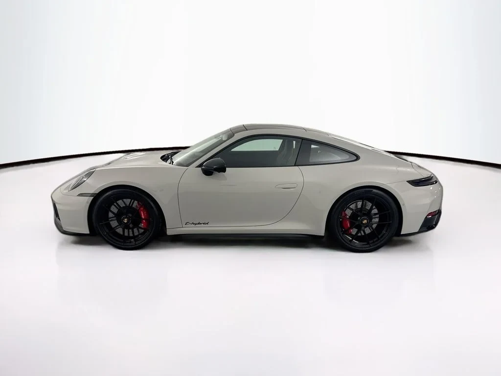 2026 Porsche 911 Carrera 4 GTS, side profile, Grey