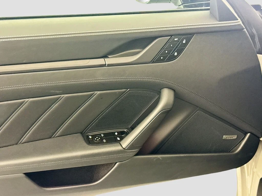 2026 Porsche 911 Carrera 4 GTS interior, door panel, Basalt Black