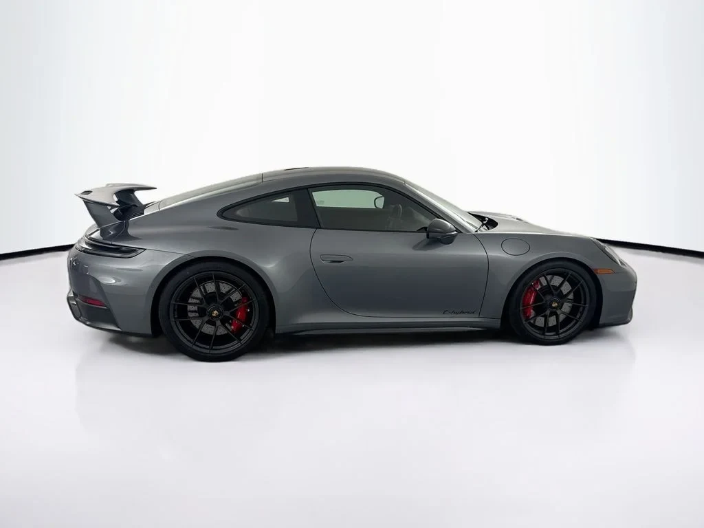 2026 Porsche 911 Carrera 4 GTS, side profile, Grey