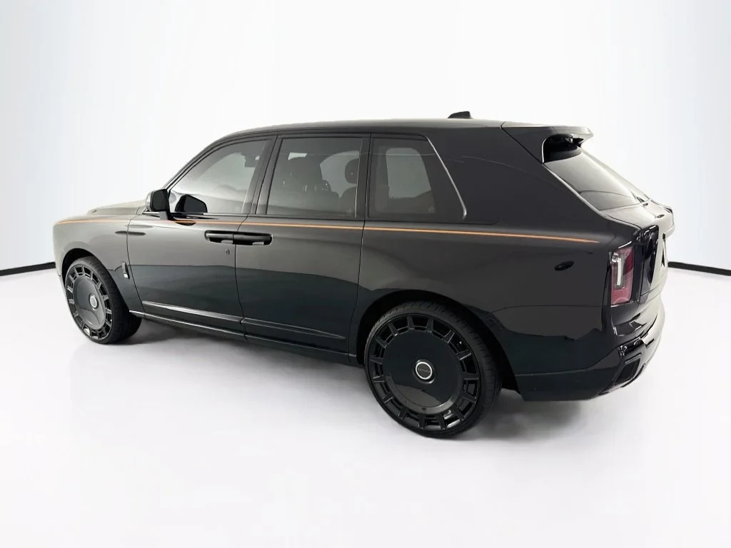 2026 Rolls-Royce Cullinan Series II for sale, exterior, Black