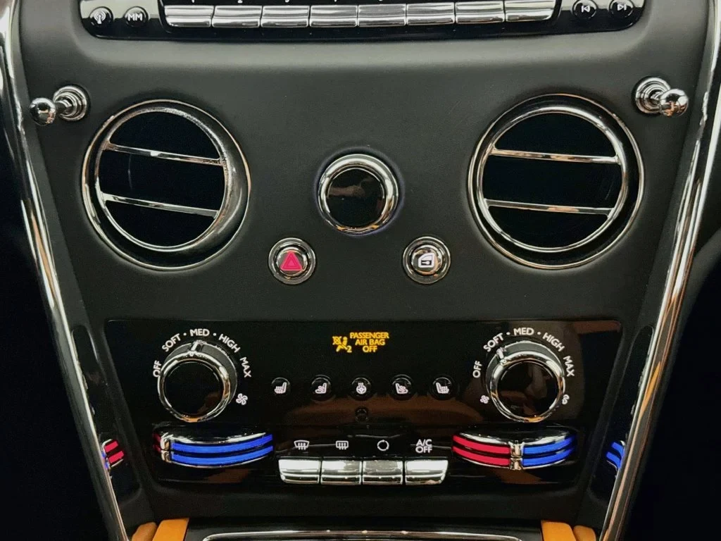 2026 Rolls-Royce Cullinan Series II interior, Fire Opal Orange