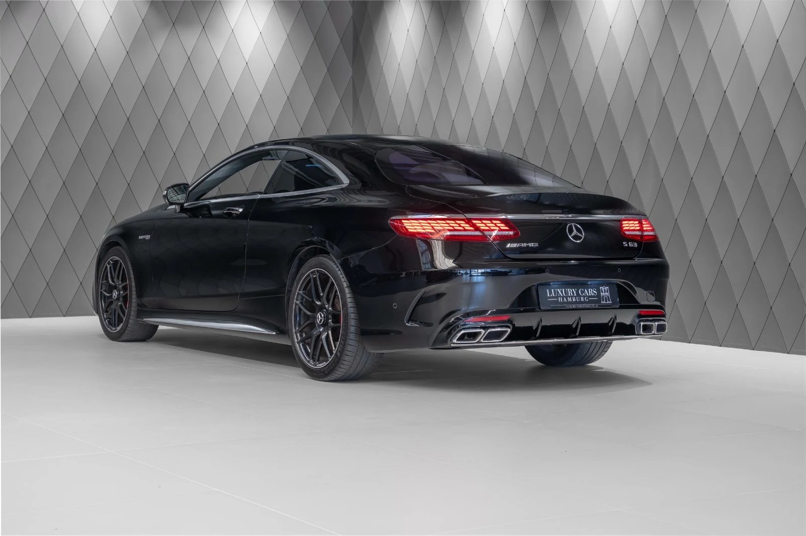Mercedes-AMG S 63 4MATIC+ Coupé (C217), 4/10