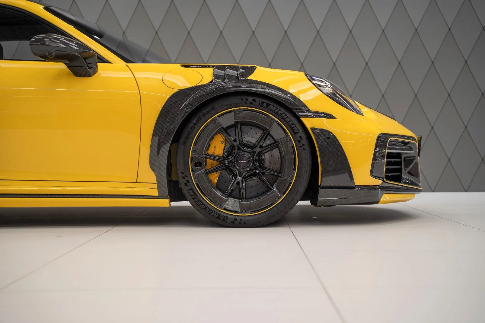 Porsche 911 Turbo S TECHART GTstreet R (992), 6/10