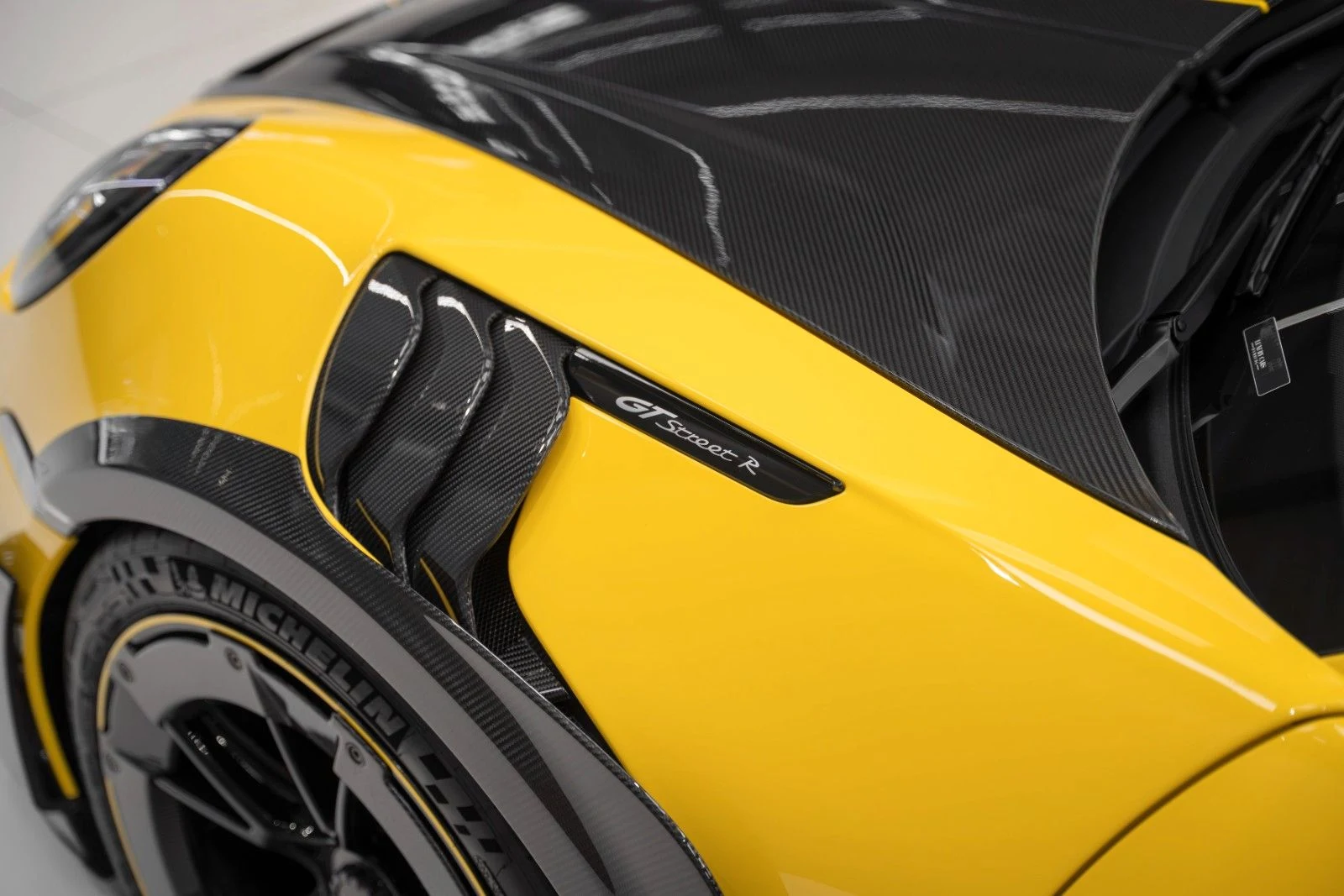 Porsche 911 Turbo S TECHART GTstreet R (992), 9/10