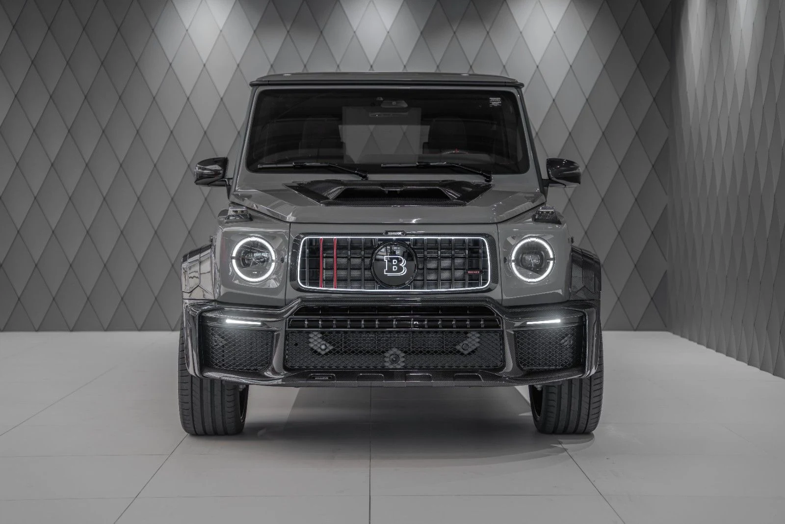 Gray BRABUS G 900 Rocket Edition, full front view