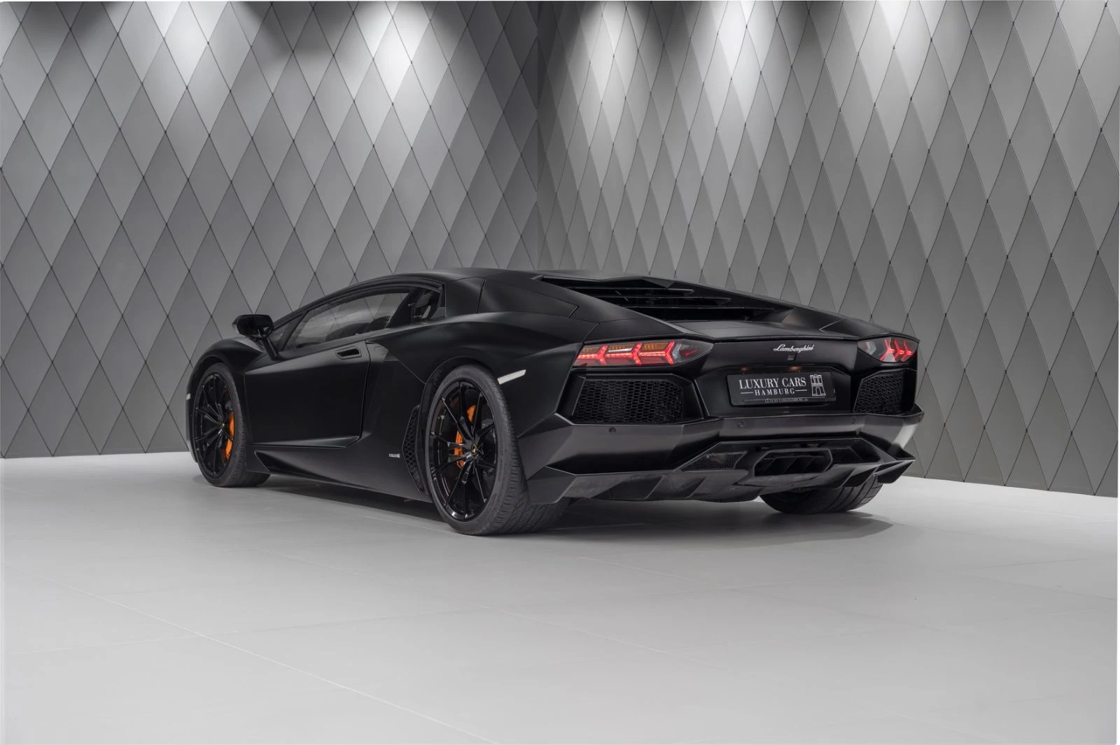 Lamborghini Aventador LP 700-4, 4/10