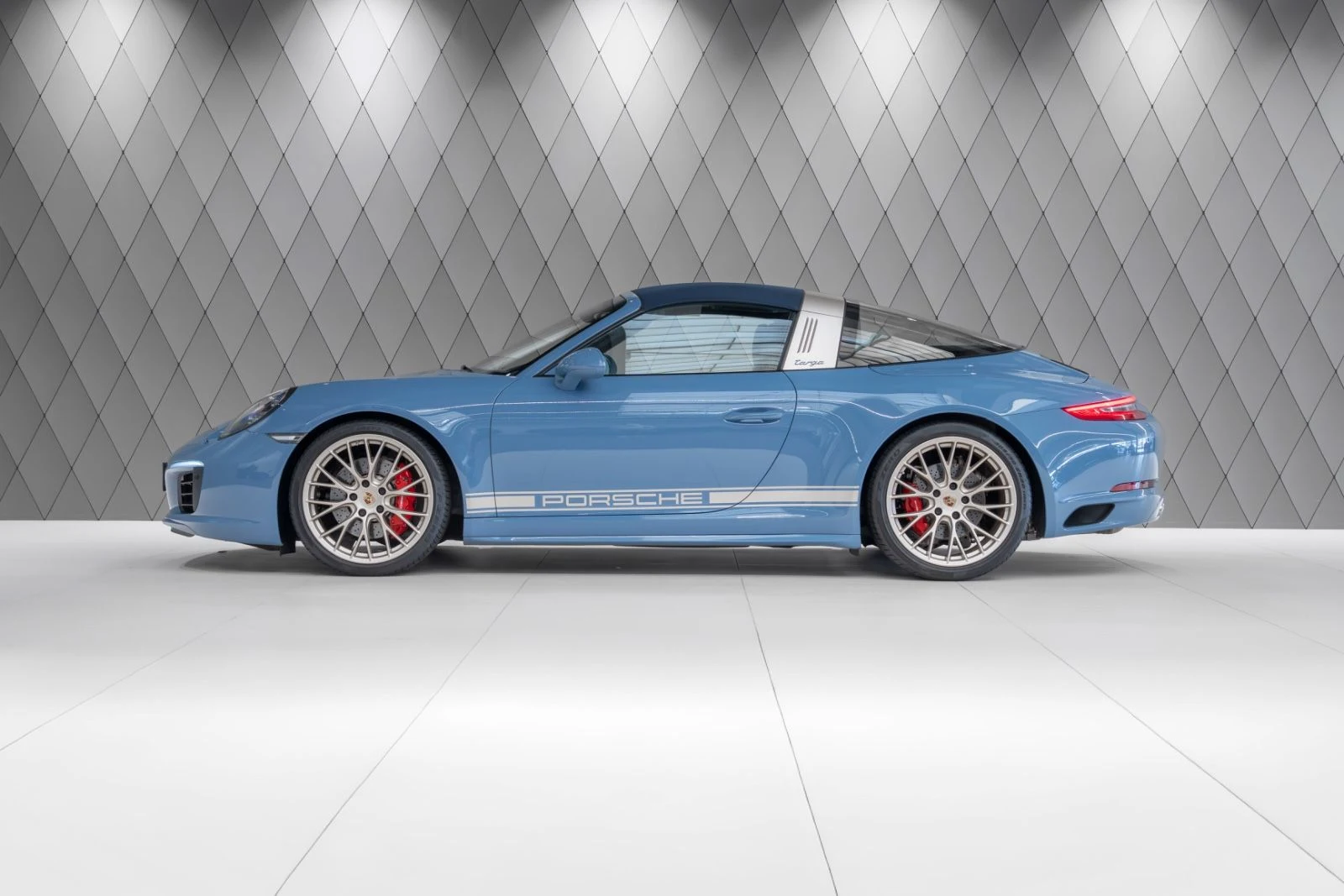 Porsche 911 Targa 4S Exclusive Edition (991), 3/10