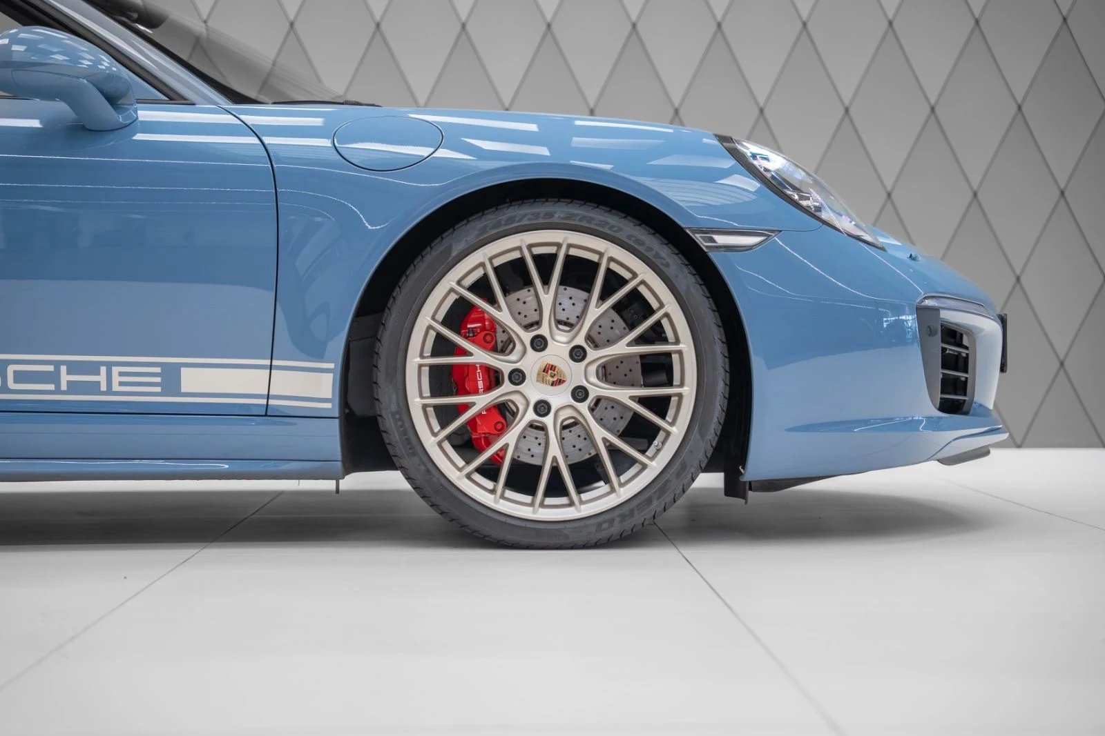Porsche 911 Targa 4S Exclusive Edition (991), 6/10