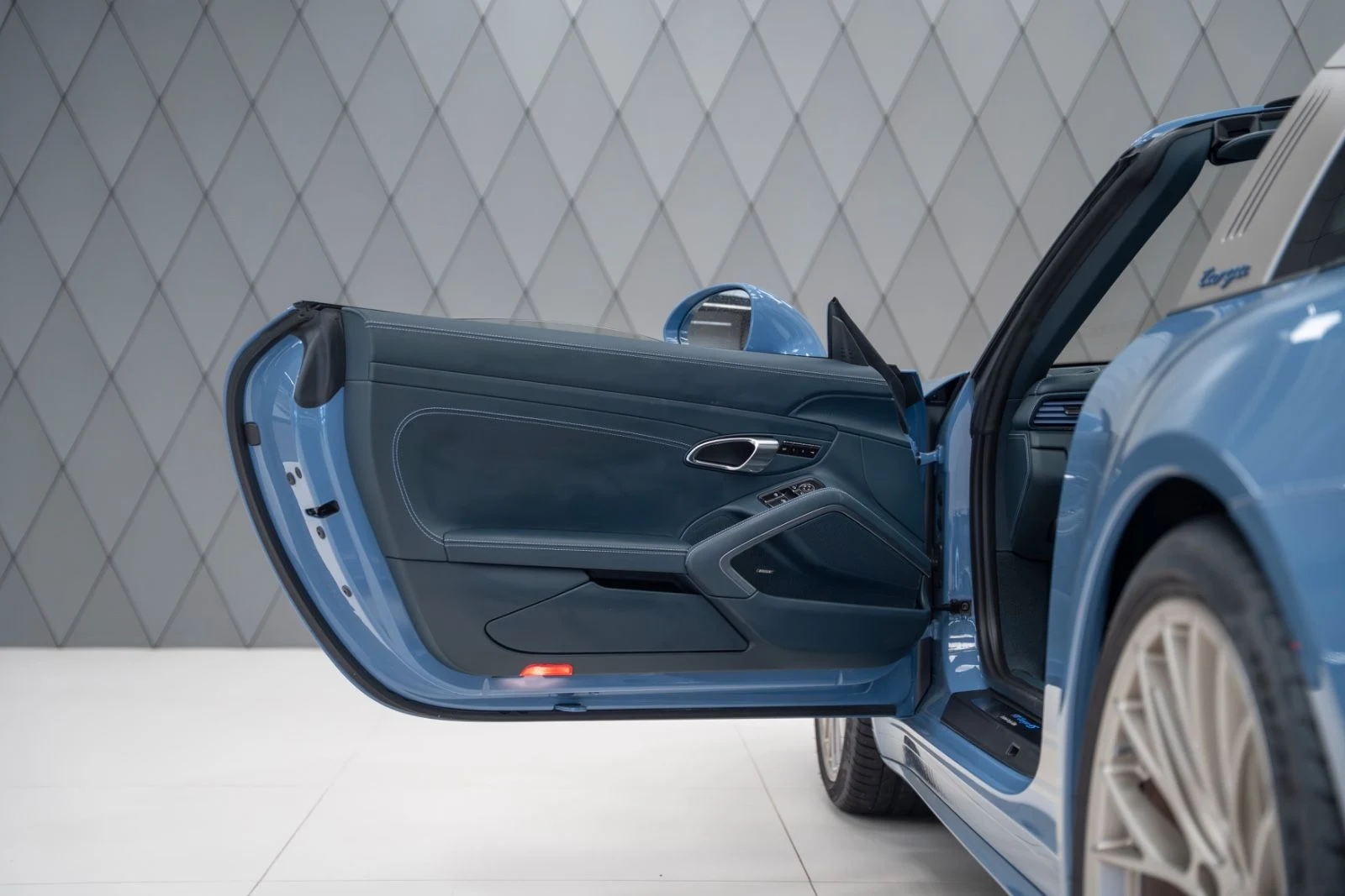Porsche 911 Targa 4S Exclusive Edition (991), 10/10