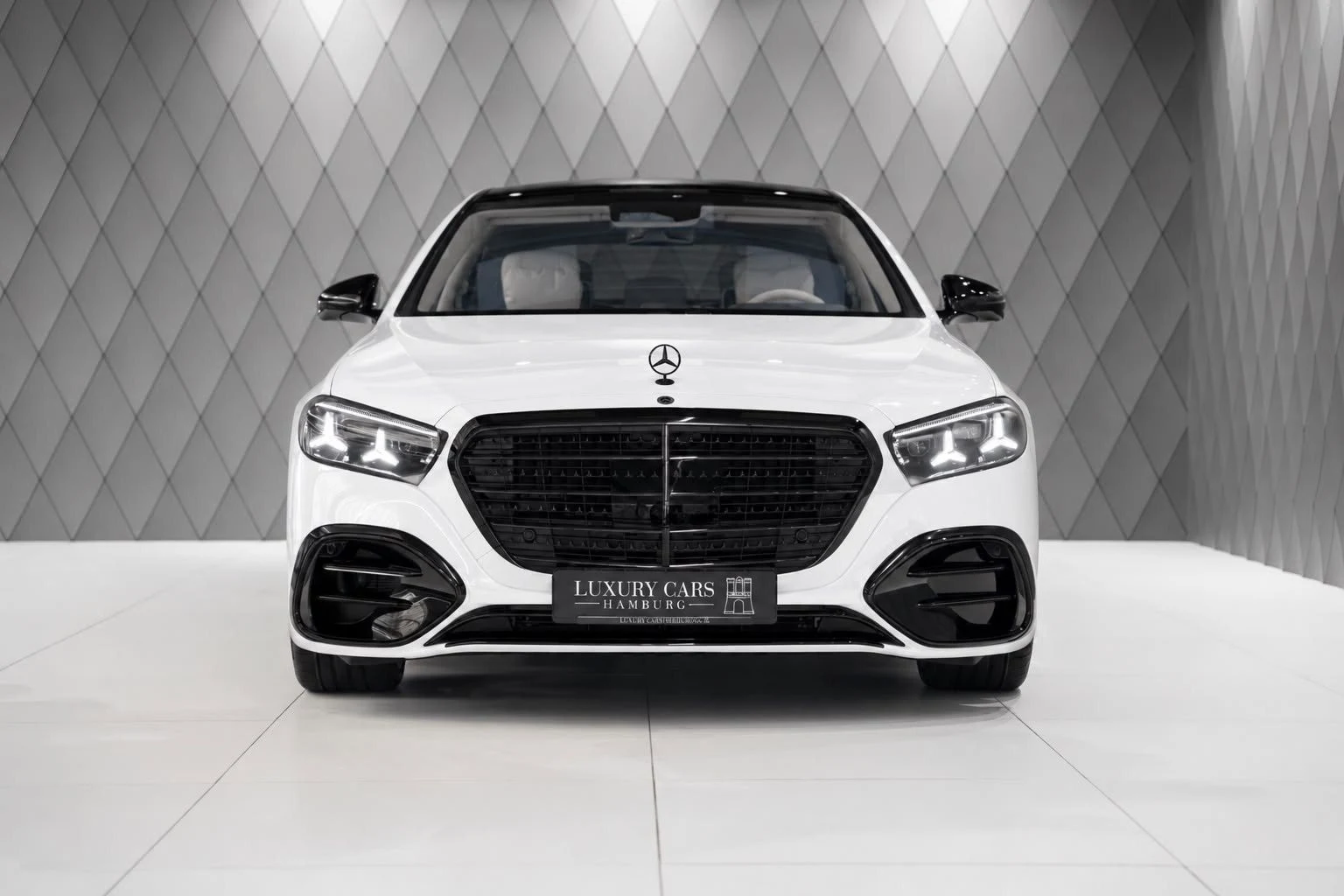 White Mercedes-Benz S 580 4MATIC L, full front view