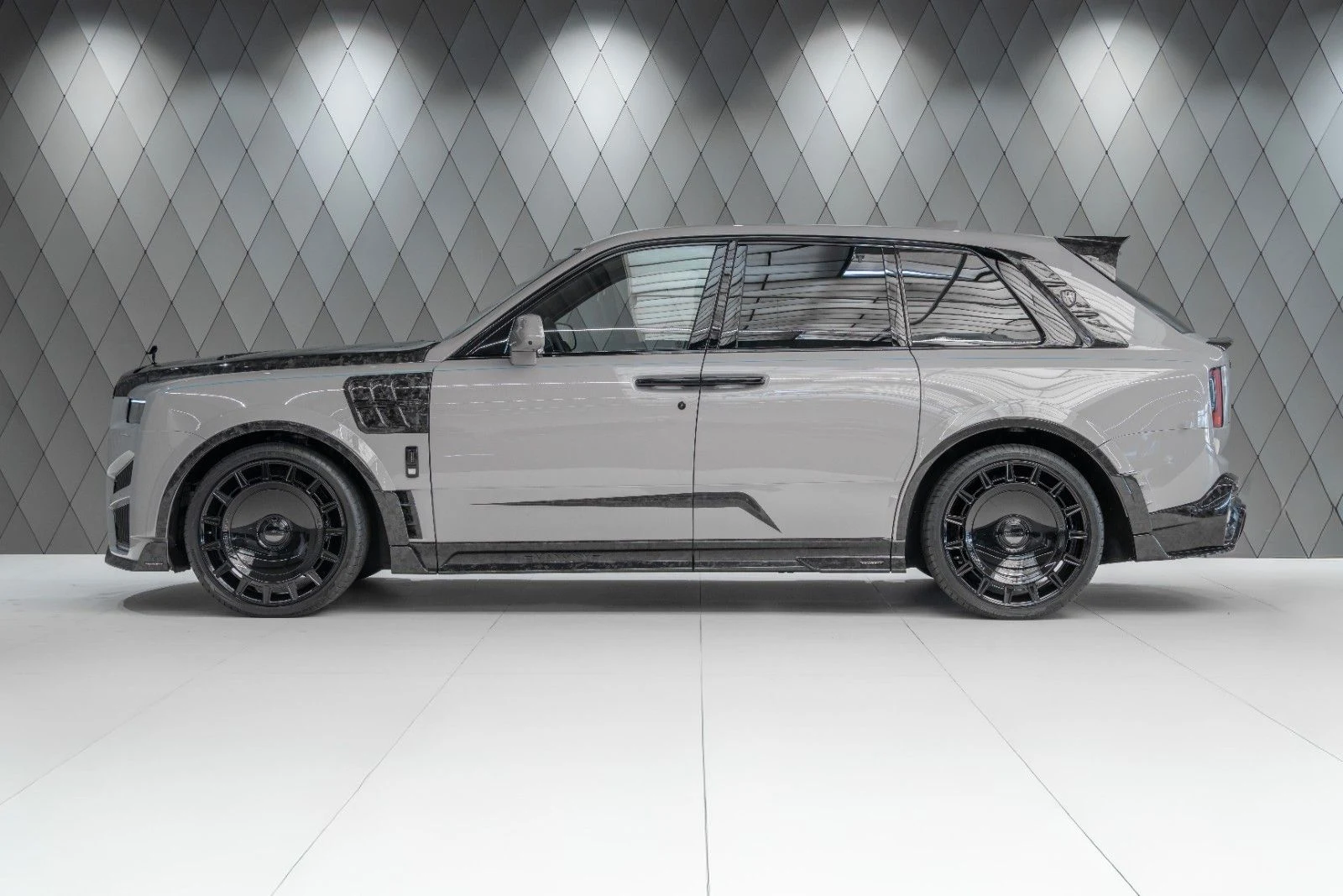 Mansory Cullinan Series II, 3/10