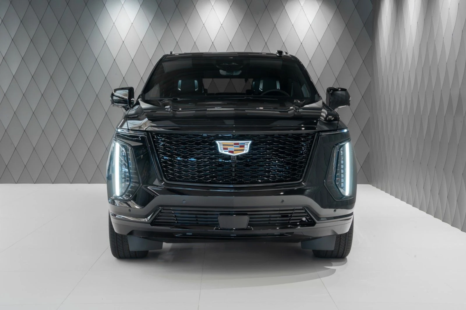 Black Cadillac Escalade Sport Platinum, full front view