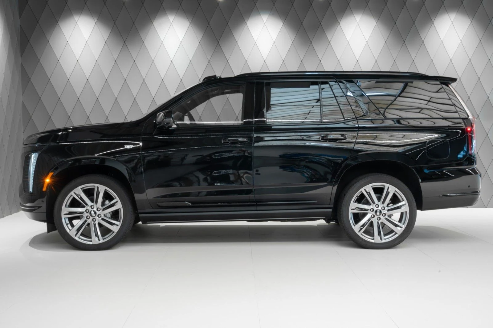 Cadillac Escalade, 3/10