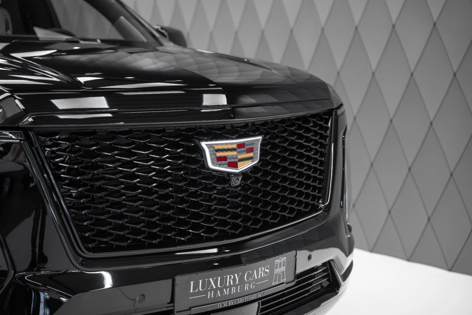 Cadillac Escalade ESV, 7/10