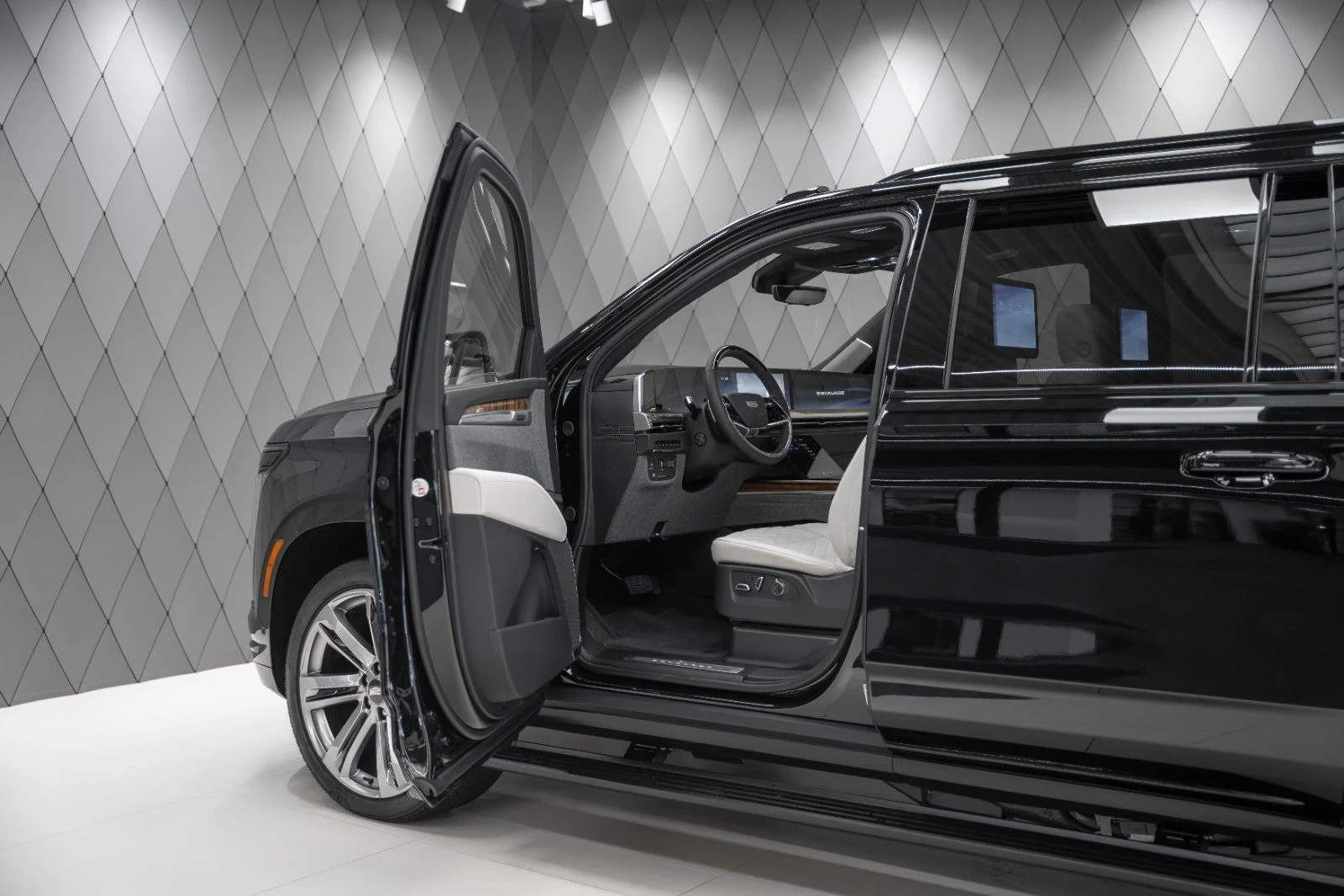 Cadillac Escalade ESV, 10/10