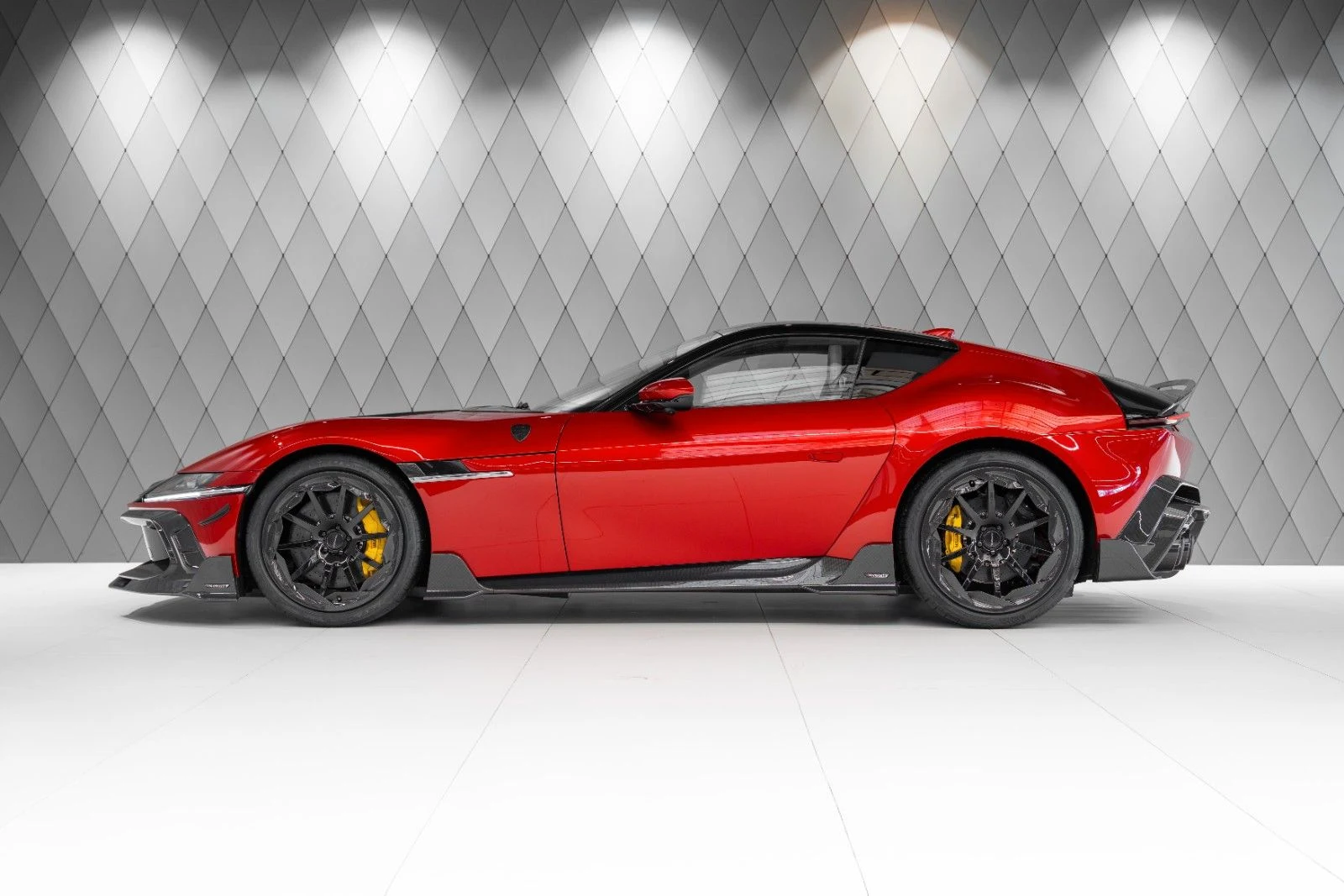Mansory 12Cilindri Equestre, 3/10