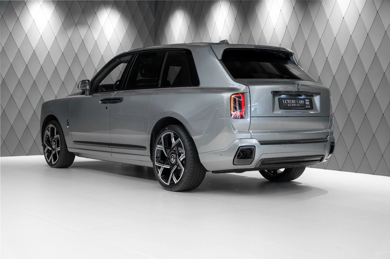 Rolls-Royce Cullinan Black Badge (Series II), 4/10
