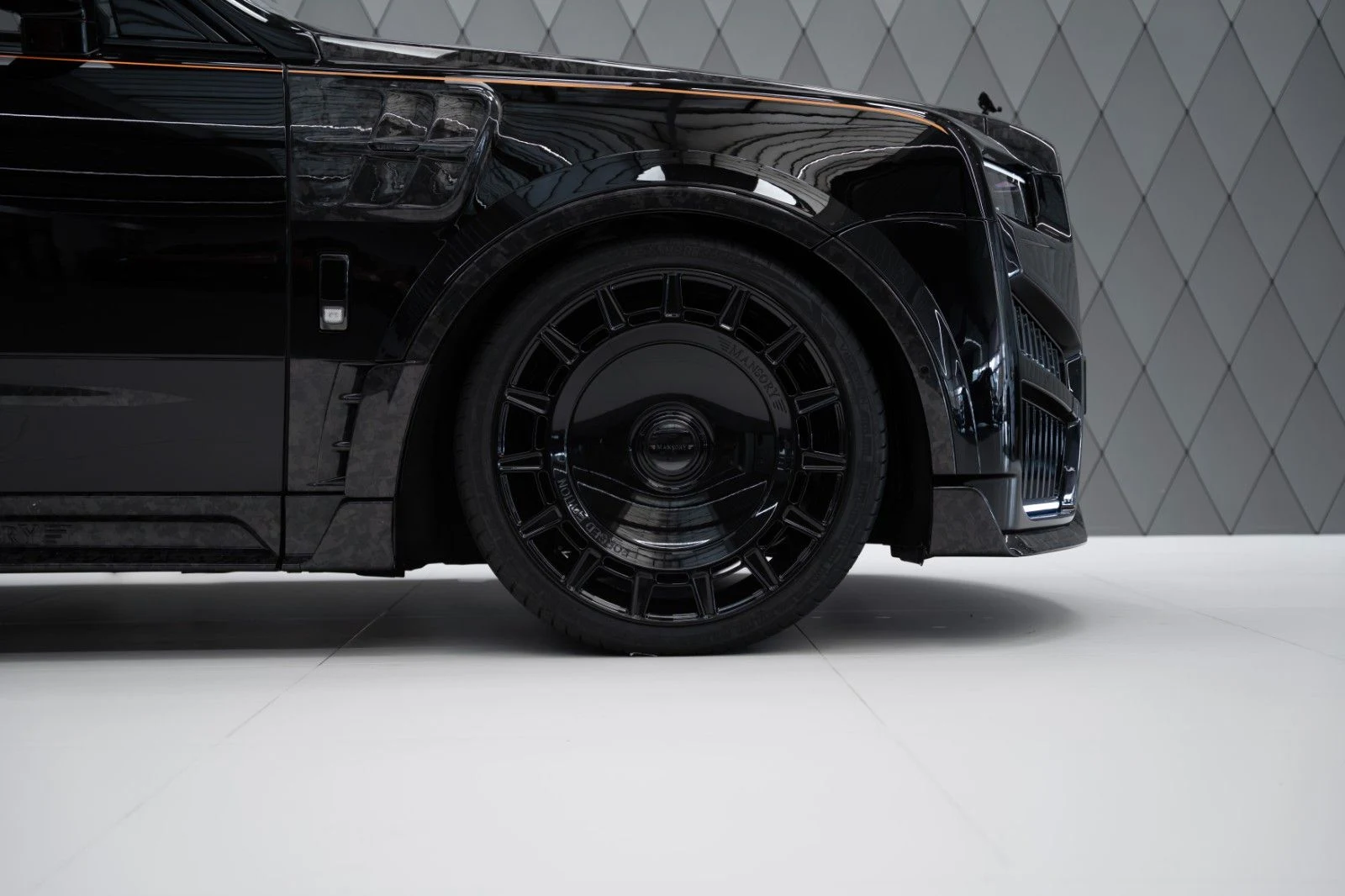 Mansory Cullinan Series II Black Badge, 5/10