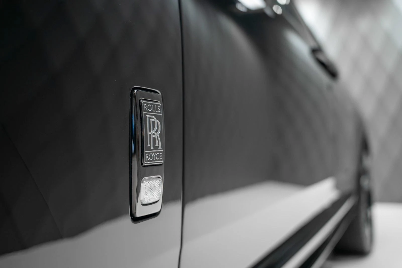 Rolls-Royce Cullinan Black Badge (Series II), 8/10