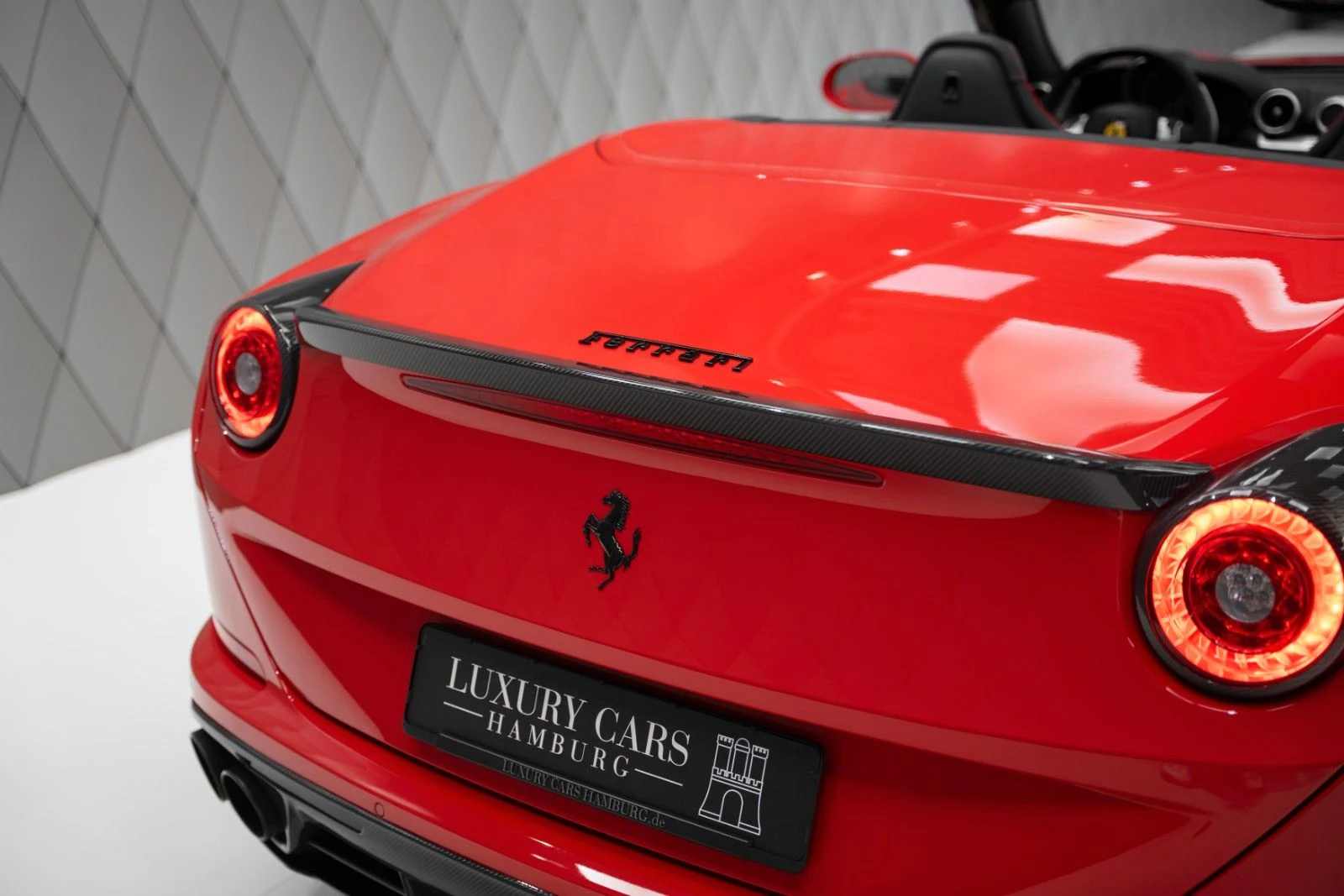 Ferrari California T, 8/10