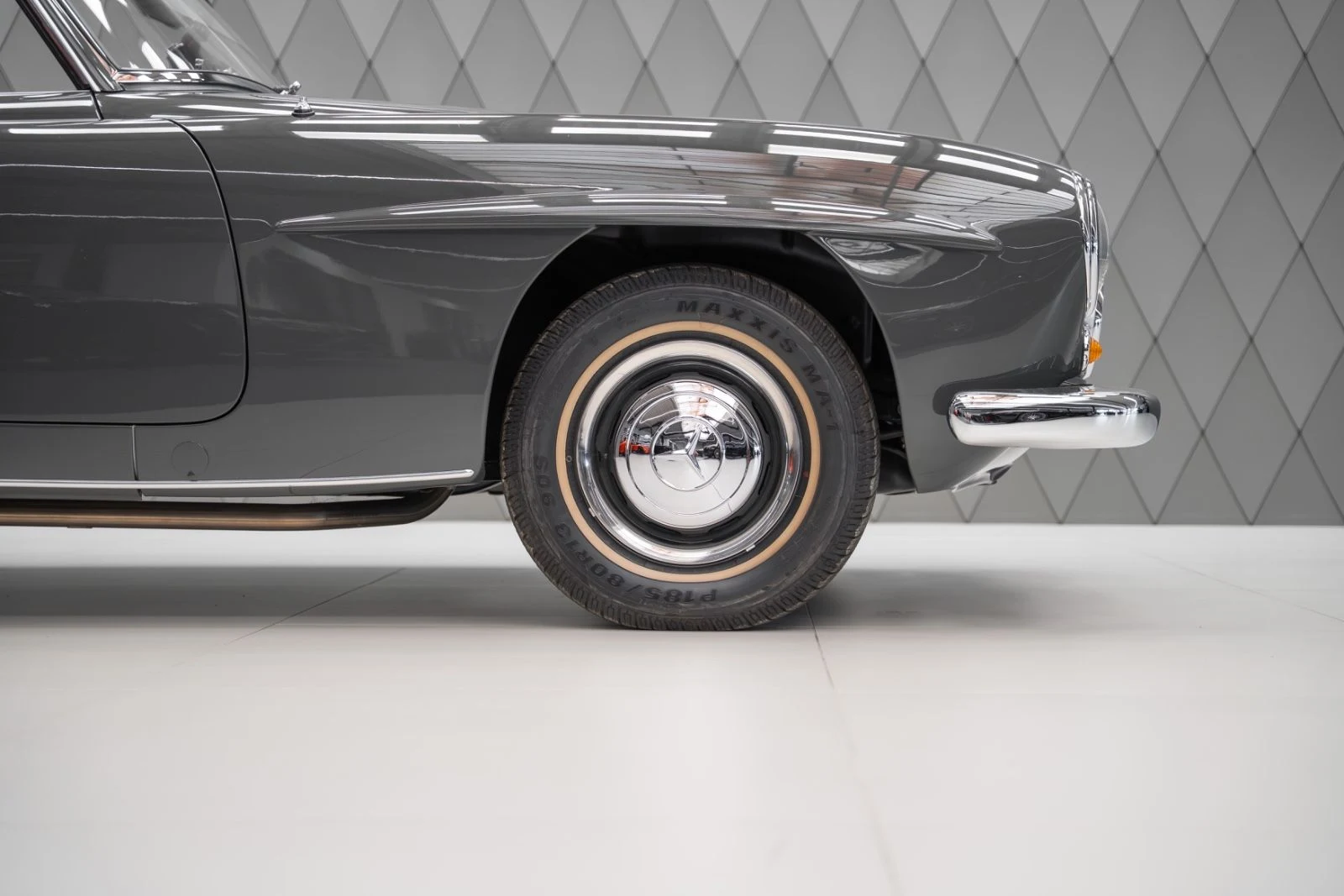 Mercedes-Benz 190 SL (W121), 6/10