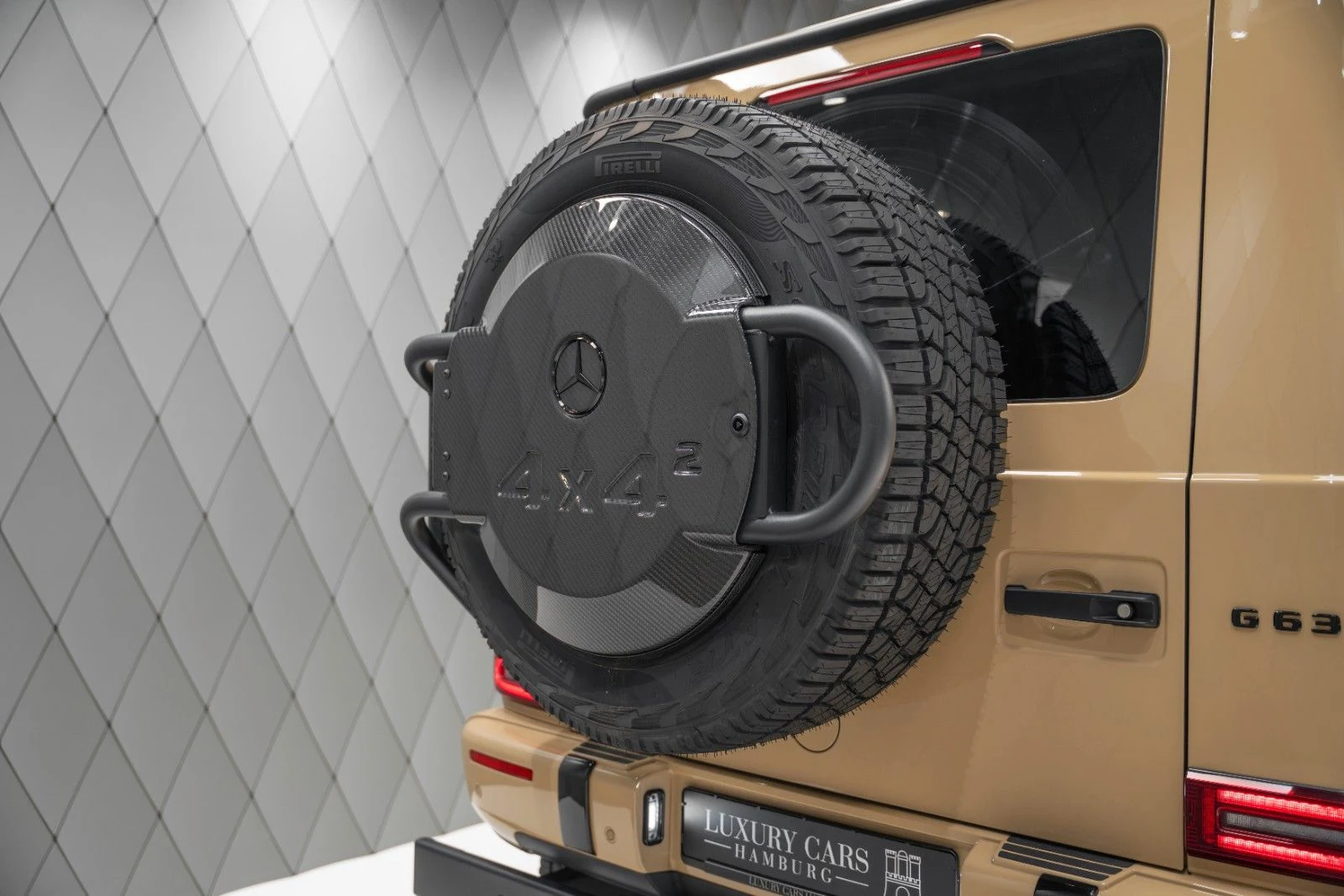 Mercedes-AMG G 63 4x4², 9/10